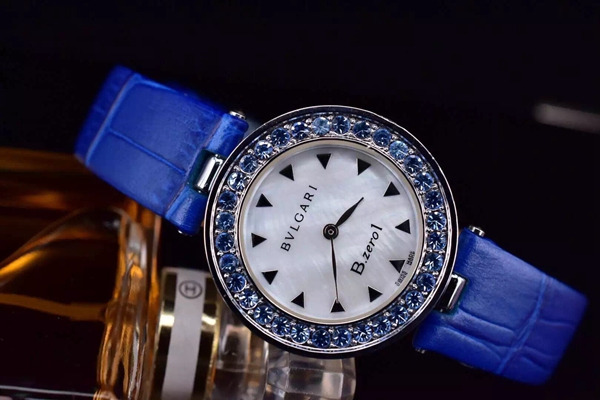 ブルガリ時計正面デザイン